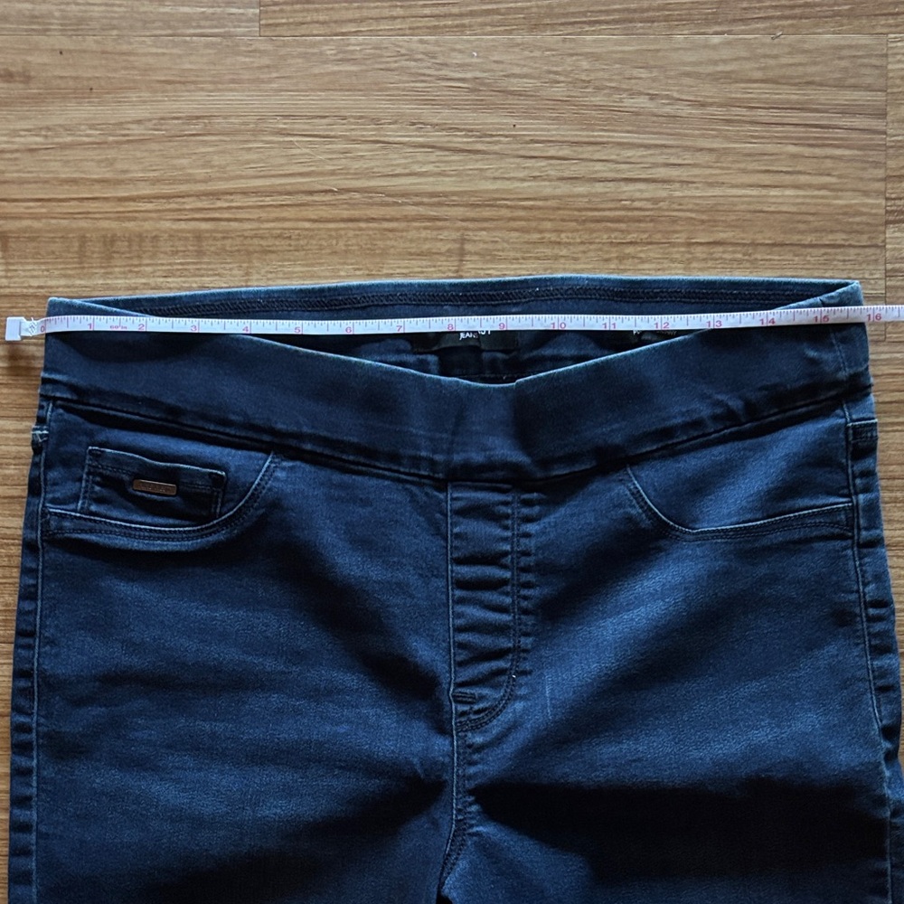 Nine West Pull On Skinny Jeans - Picture 5 of 7